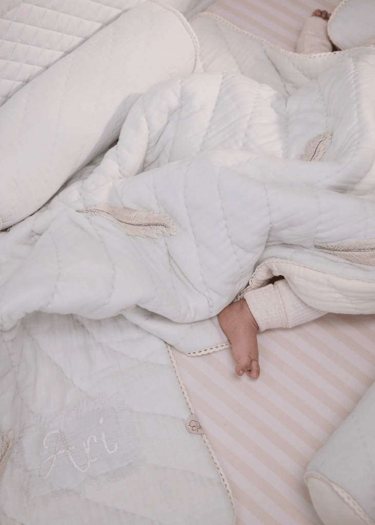 Plume Complete Cot Bedding Set with Bumper - Baby Jalebi