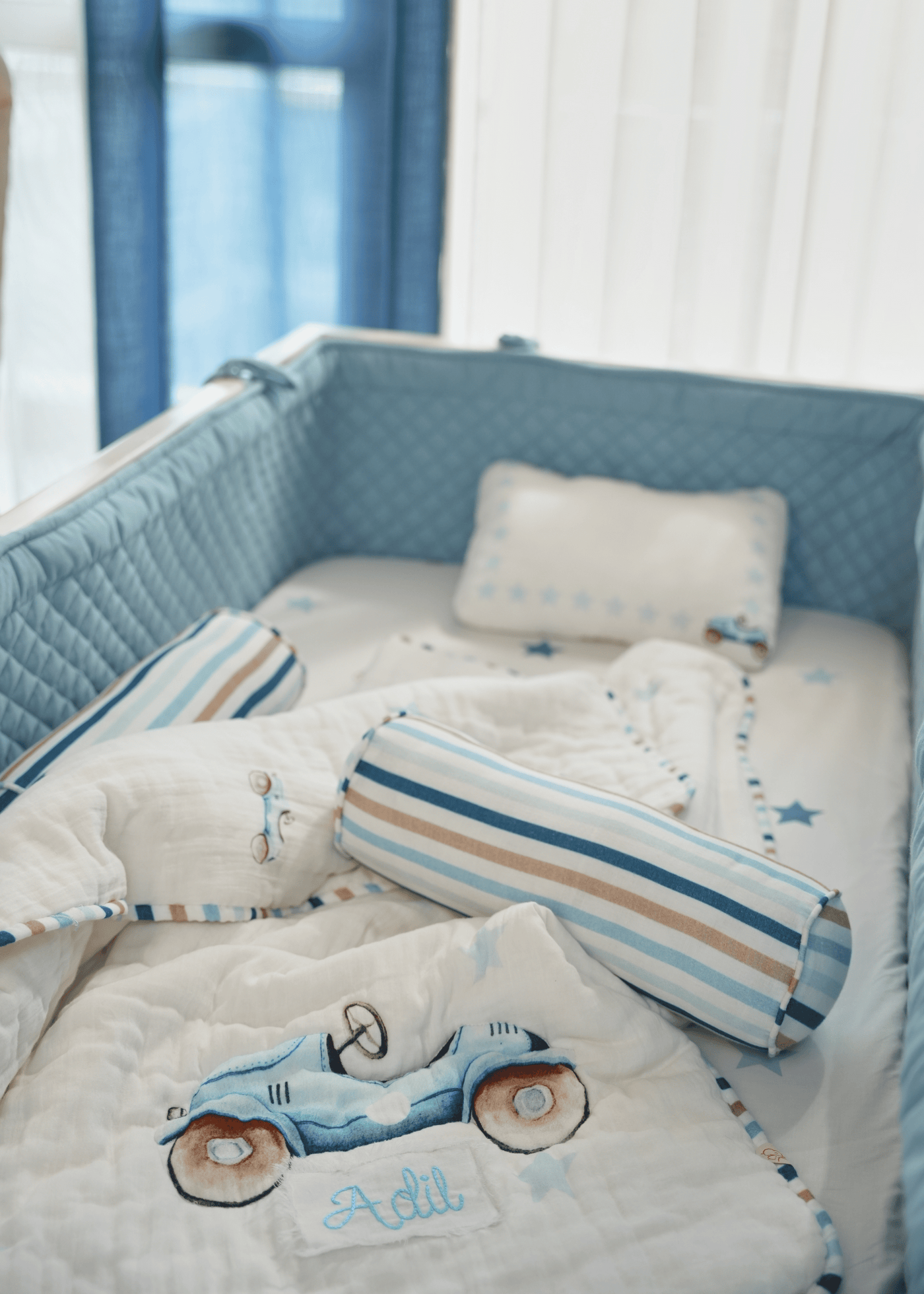 Roadster Complete Cot Bedding Set with Bumper