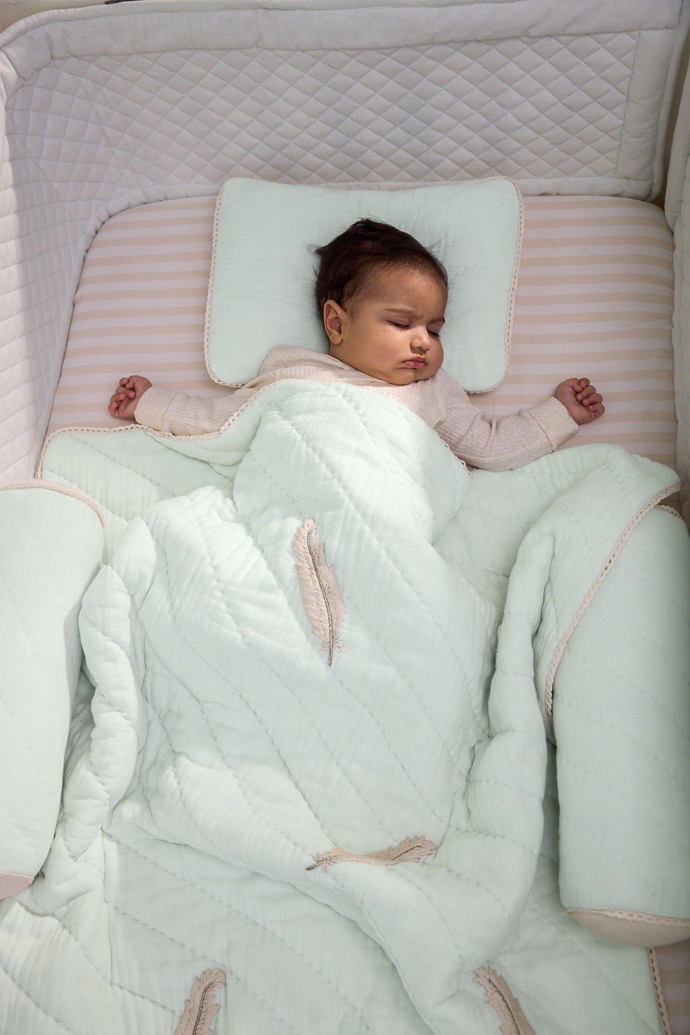 Baby Jalebi Cot Bedding Sets Plume Complete Cot Bedding Set with Bumper