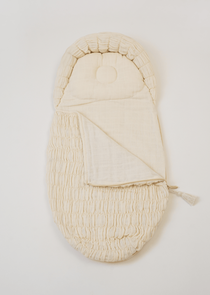 The Crescent Sleeping Bag Ecru - Baby Jalebi