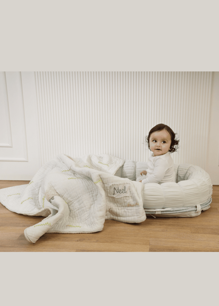 Baby Jalebi Sleep Cloud Nest The Cloud - Aqua Sleep Nest + Counting Sheep Blanket