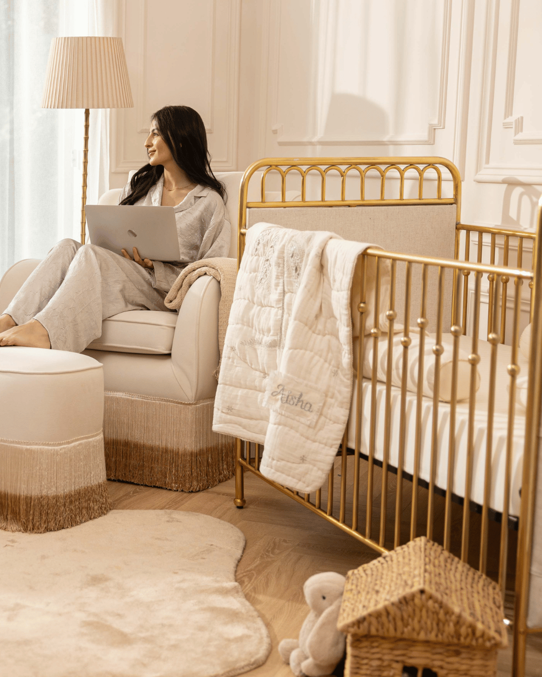 Baby Jalebi The Monarch Gold Crib