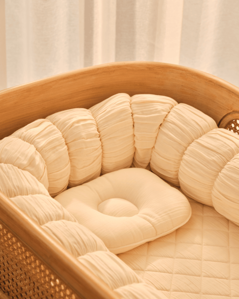 Baby Jalebi The Oasis Bassinet