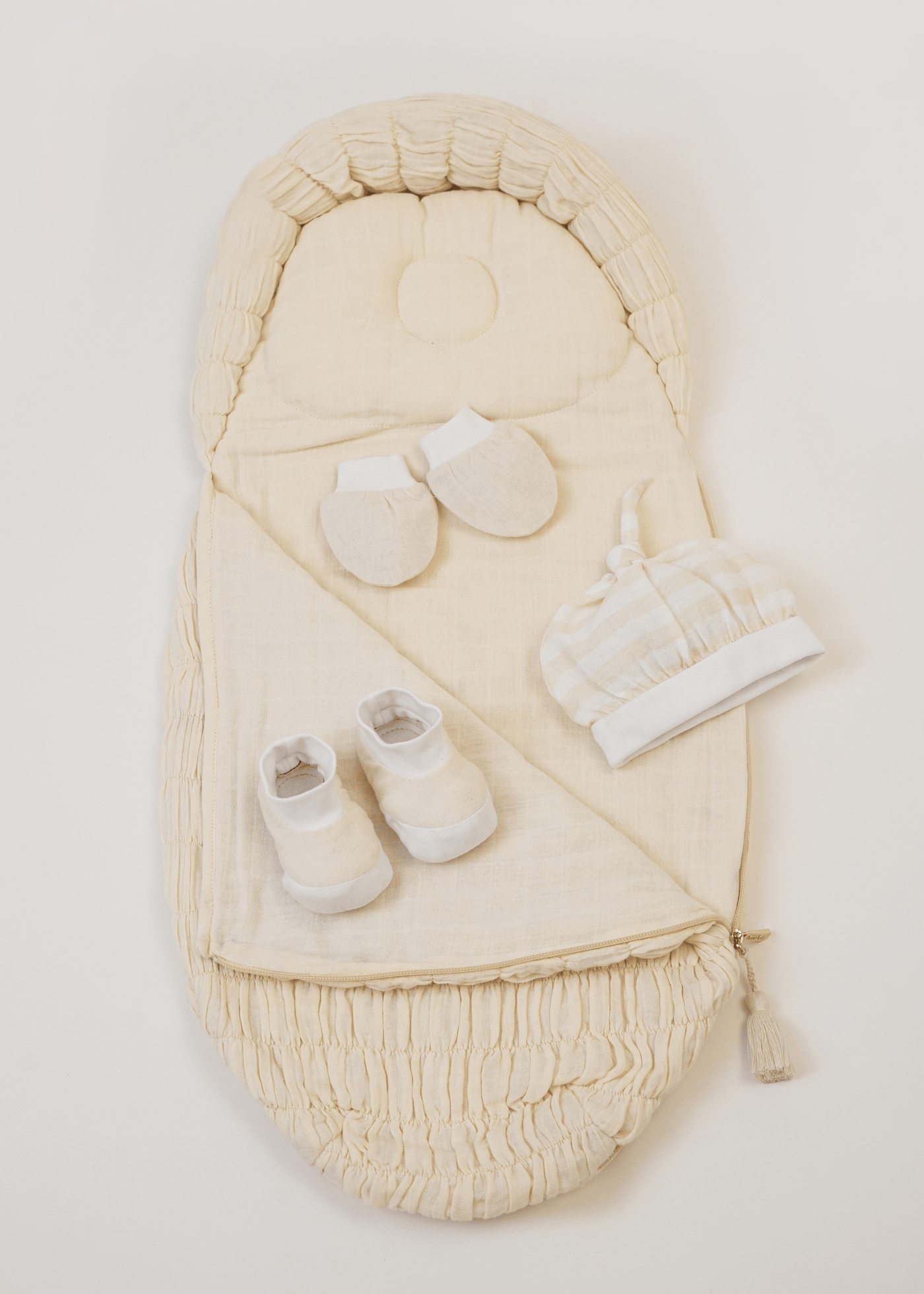 Baby Jalebi The Oval - Picture Perfect Gift Box - Ecru