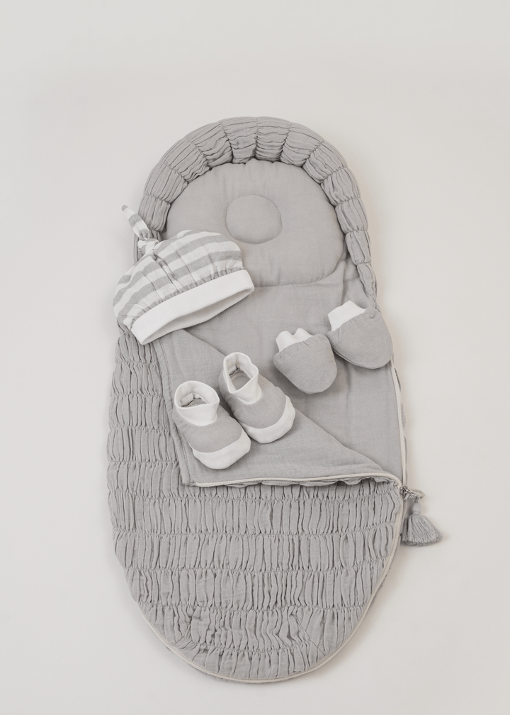 Baby Jalebi The Oval - Picture Perfect Gift Box - Grey