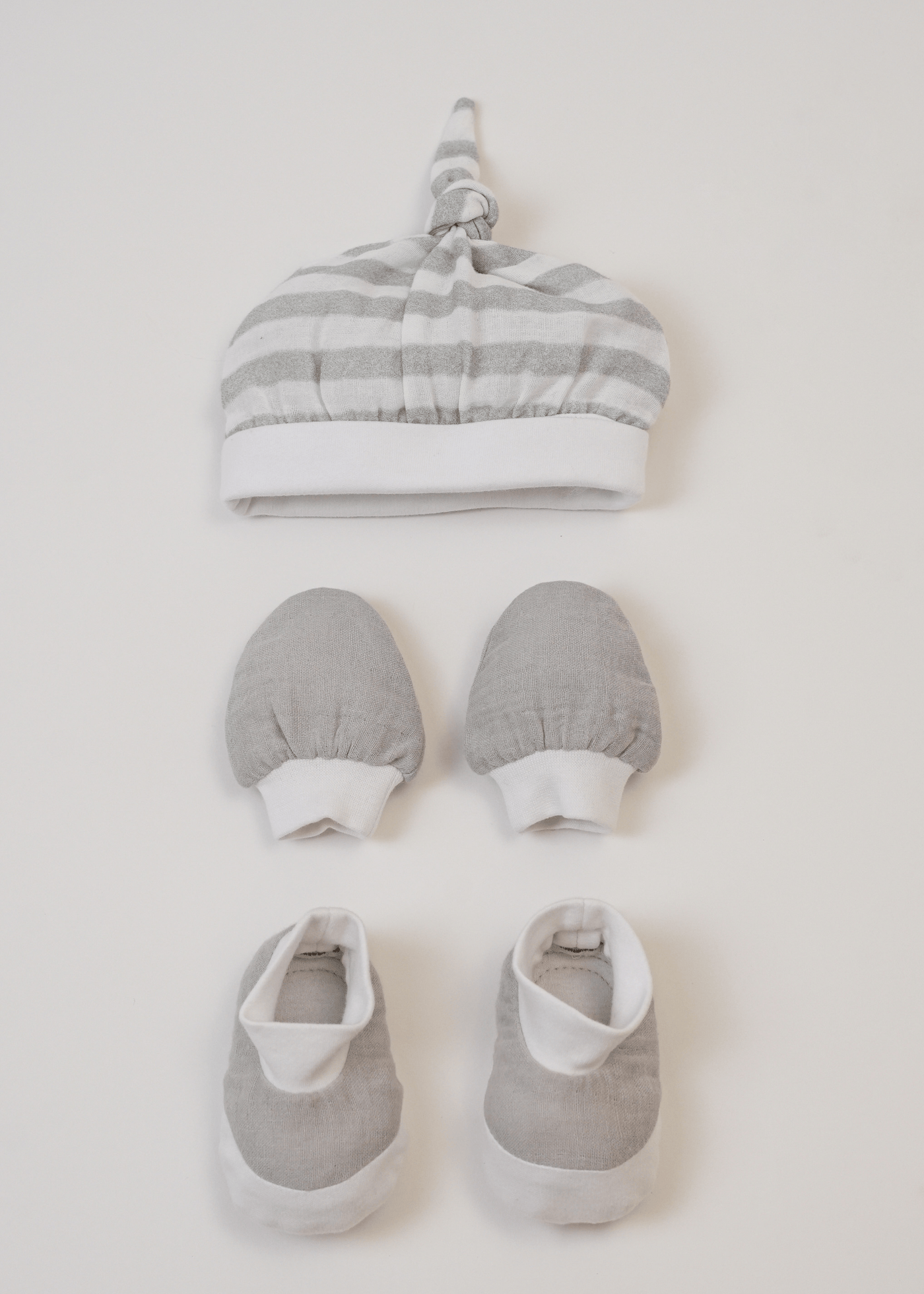 Baby Jalebi The Oval - Picture Perfect Gift Box - Grey