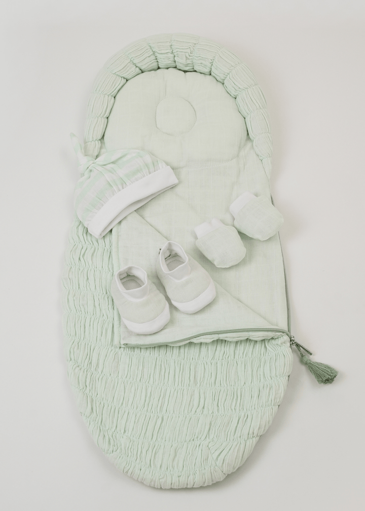 Baby Jalebi The Oval - Picture Perfect Gift Box - Mint