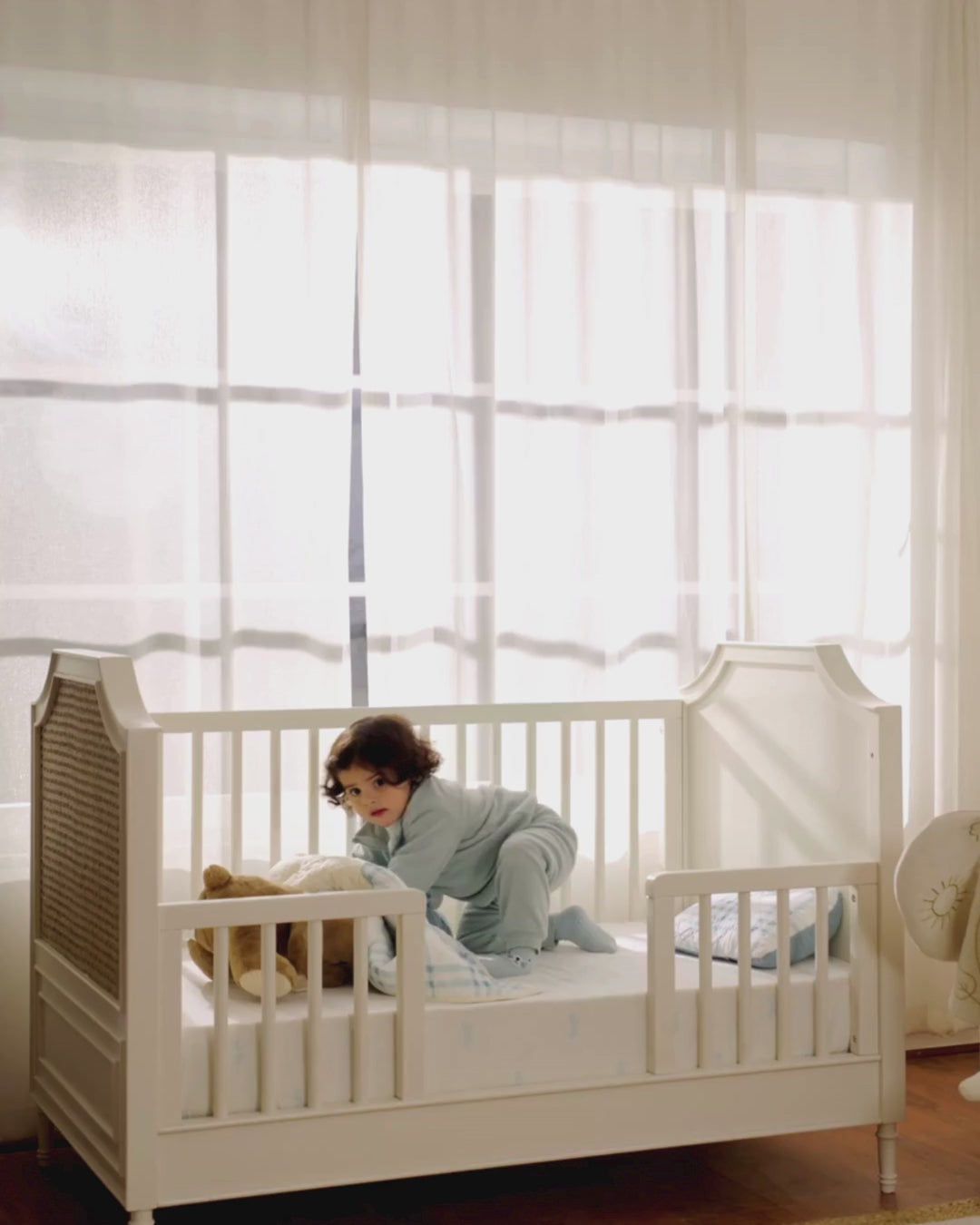 The Arcadia Crib - White